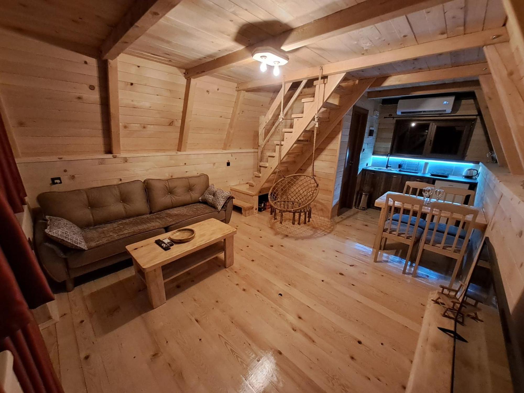 Wooden Cottages Konak Savnik Luaran gambar